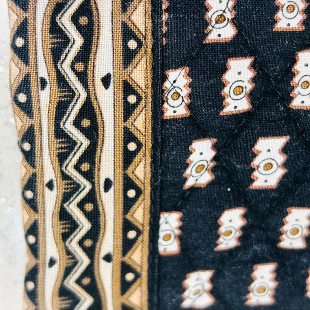 VINTAGE~Vera Bradley Tri-Fold Wallet in the retired "Zebra"‎ Print~Clean - Picture 5 of 16